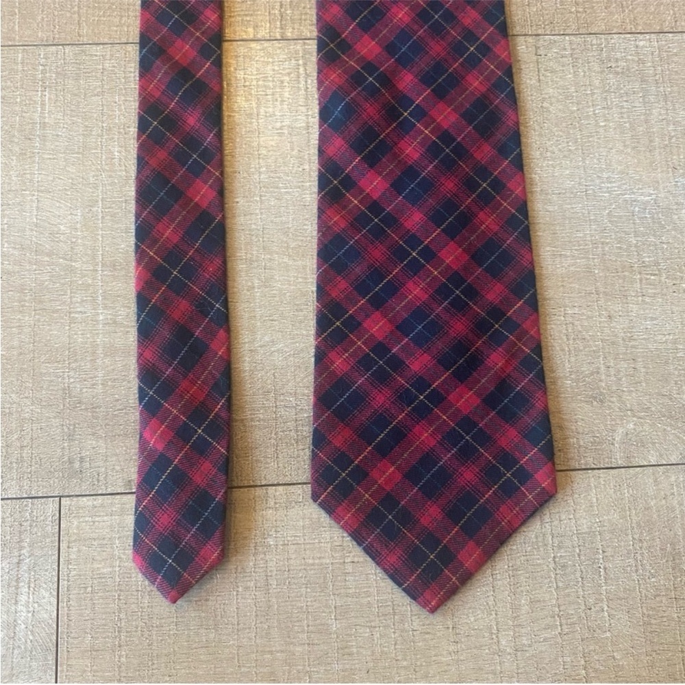 Tango by Max Raab festive holiday Christmas Plaid Red and Black Men's Tie
